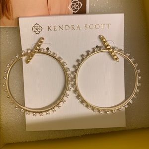 Kendra Scott Charlie Grace Hoop Earrings In Gold